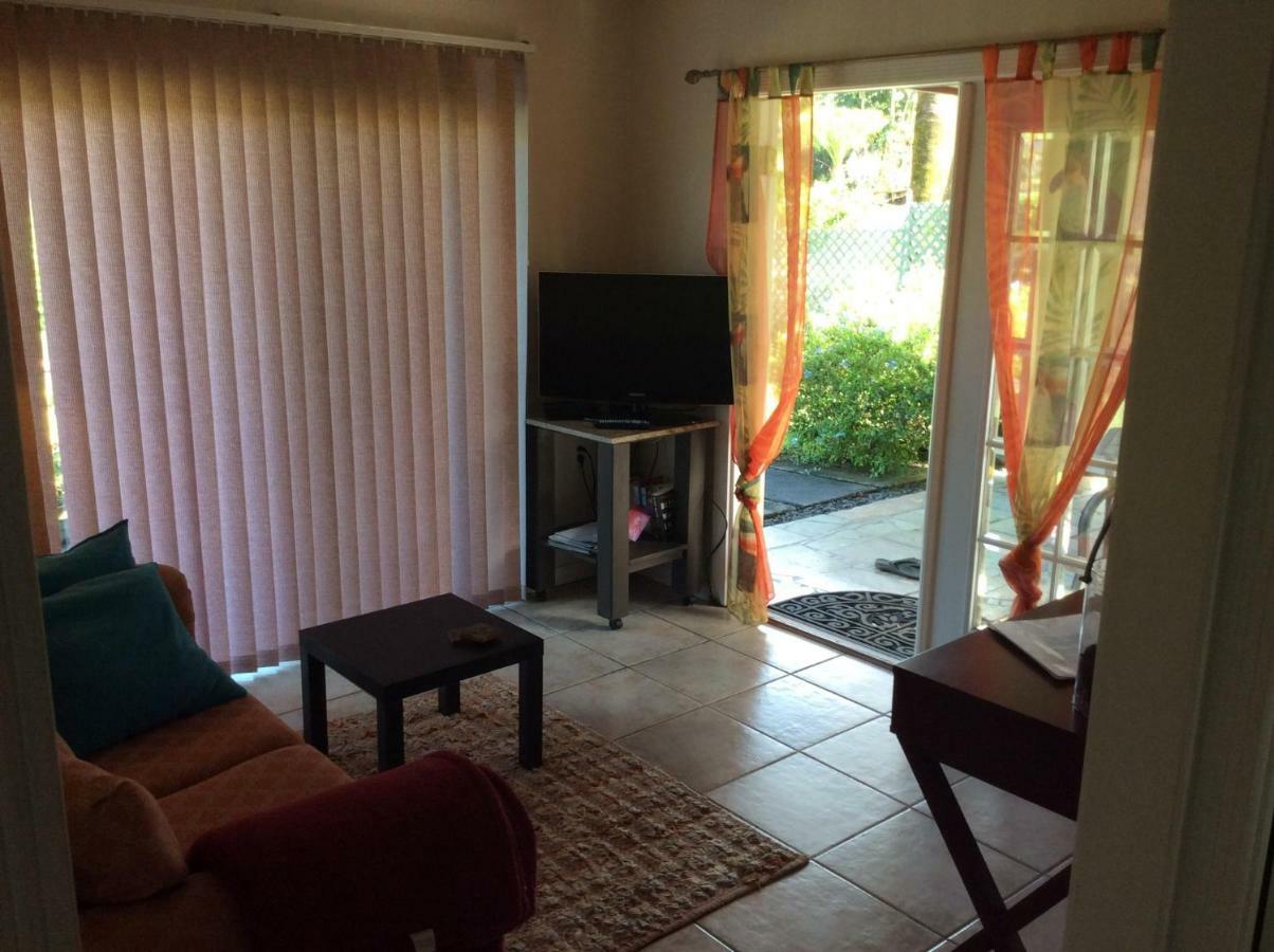 Mediteranean Style Ohana Rental / Garden Bungalow In Pahoa Honolulu Landing Екстериор снимка